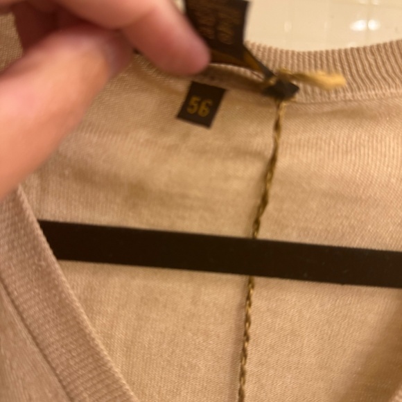 New with Tags Loro Piana Cream Knit Sweater V Neck, Size XL - Picture 7 of 8
